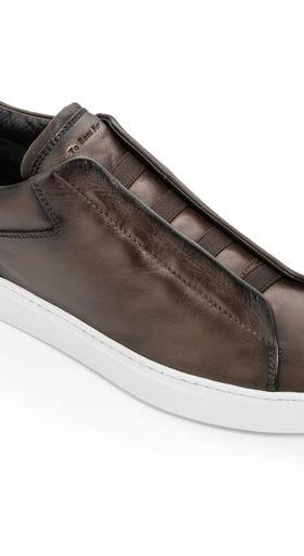 An image of To Boot New York ainsworth dark brown elastic slip on sneaker
